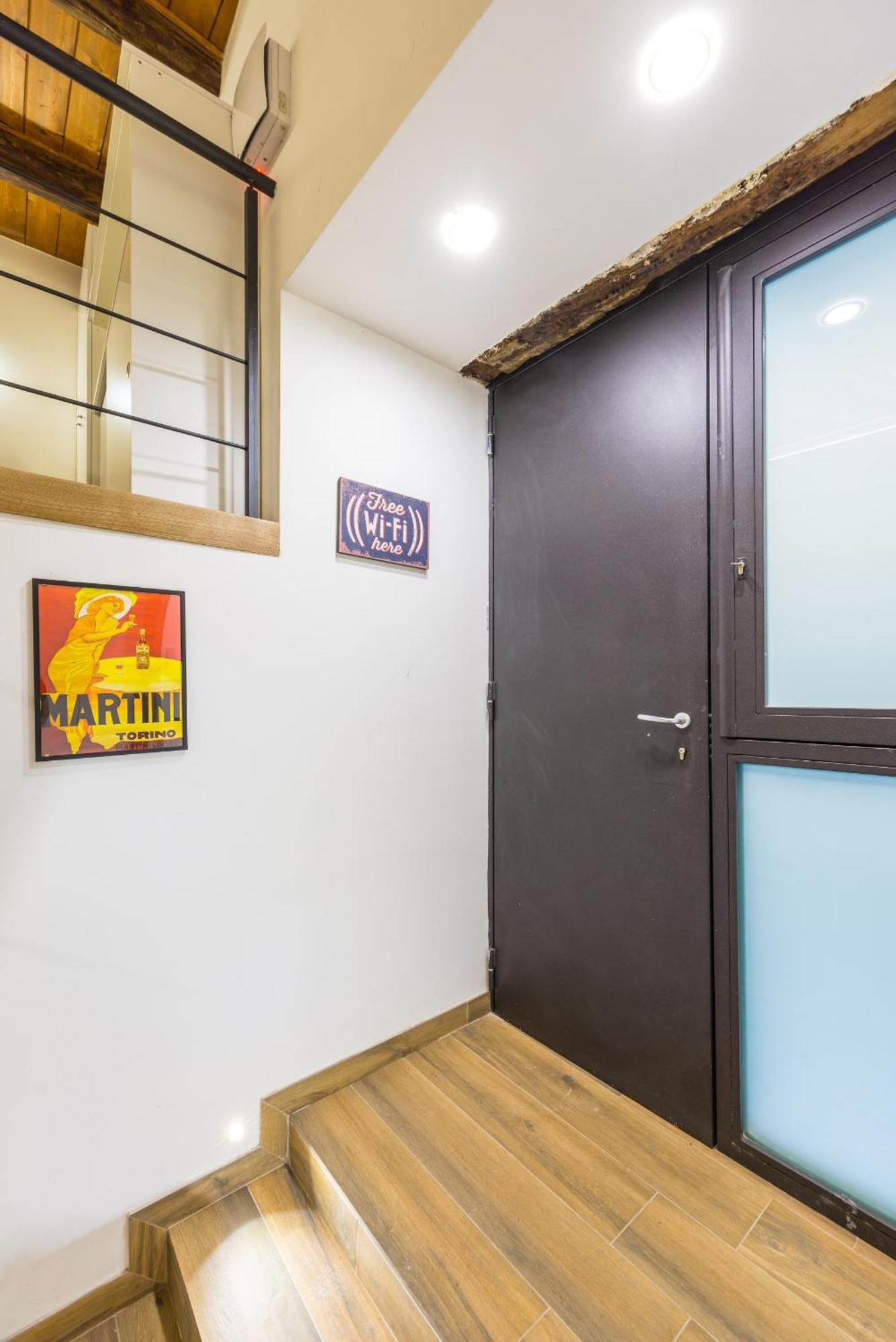 Industrial Ground Floor Studio By Wonderful Italy Naples