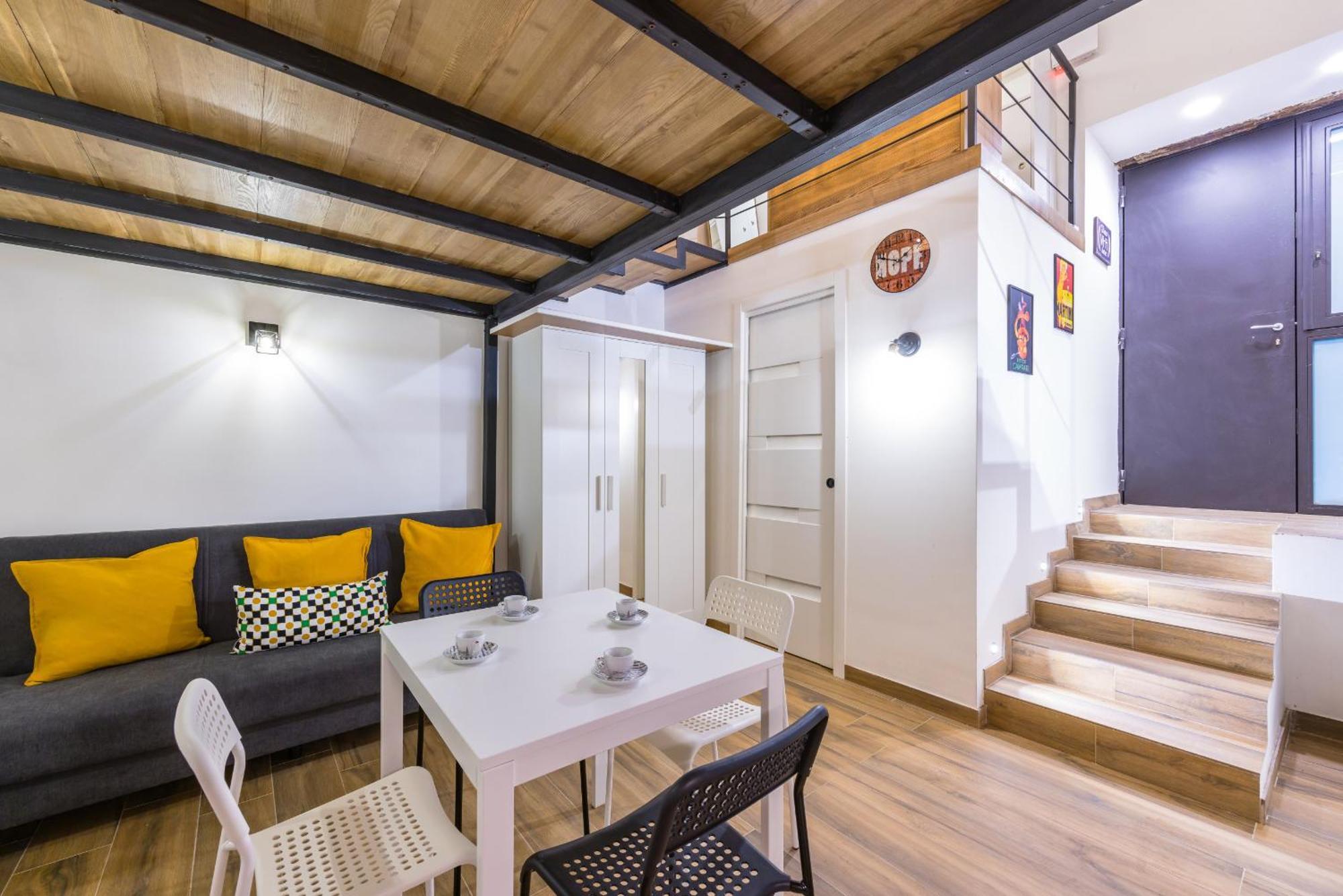 Industrial Ground Floor Studio By Wonderful Italy Naples